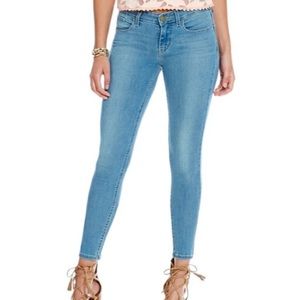 Levi’s 535 Super Skinny Light Wash Jeans